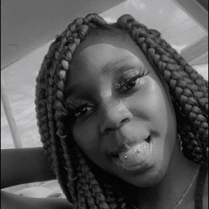 Meet your Posher, Lakeira